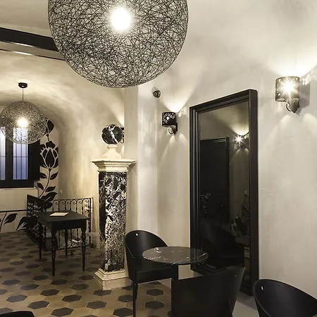 Konukevi Casa De' Coronari 4*