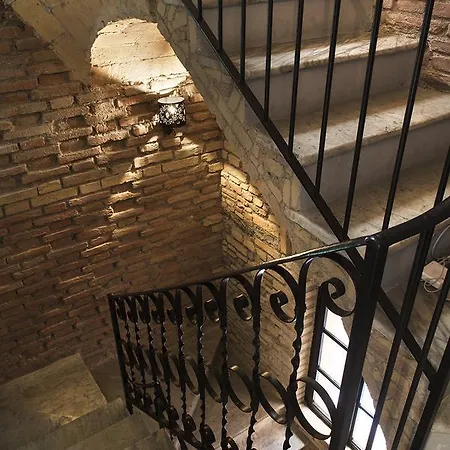 Casa De' Coronari Konukevi Roma
